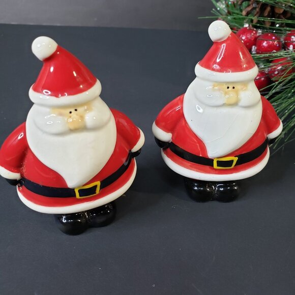 Cute Red Ceramic Christmas Santa Claus Salt and Pepper Shakers Set Holiday S+P - Picture 2 of 7